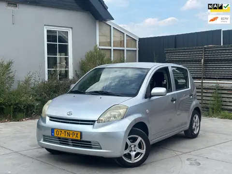 Daihatsu Sirion 2 1.0-12V Trend | 1 eigenaar | Volledig onderhouden | Recent nieuwe koppeling | NAP 