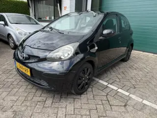 Toyota Aygo 1.0-12V