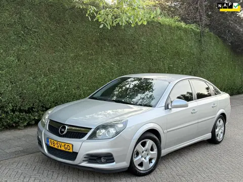 Opel Vectra GTS 1.8-16V / Airco/ PDC/ Elek.Ram/ APK FEB 27