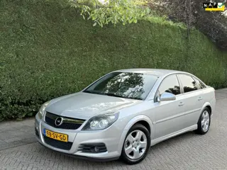 Opel Vectra GTS 1.8-16V / Airco/ PDC/ Elek.Ram/ APK FEB 27