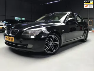 BMW 5-serie 525i Executive I 2e Eigen I Leder I Automaat I Schuif/kanteldak I 18inch I Clima I Cruis