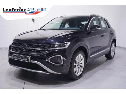 Volkswagen T-Roc 2.0 TDI Style 4Motion Navi Apple Carplay Achteruitrijcamera Stoelverwarming ACC PDC