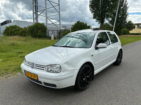 Volkswagen Golf 1.6 Comfortline