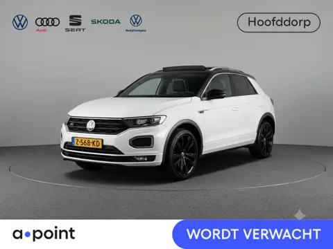 Volkswagen T-Roc 1.5 TSI R-Line 150 pk Automaat DSG) | Navigatie | Panoramadak | Trekhaak (afneembaa