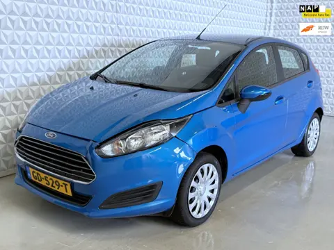 Ford Fiesta 1.0 Style met MOOIE VOOR SCHADE! (2015)