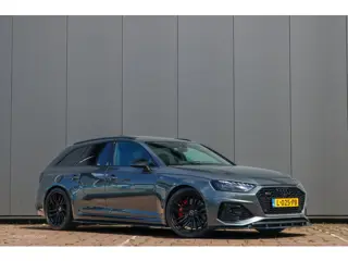 Audi RS 4 Avant 2.9 TFSI Quattro | Stage 2 | Miltek | Pano | B&O | Matrix | Massage.