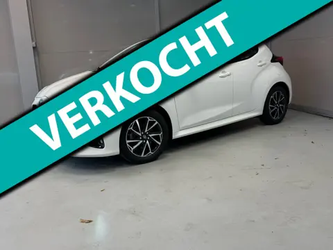 Toyota Yaris 1.5 Hybrid 115 | CLIMA | CAR PLAY | LED | CAMERA |