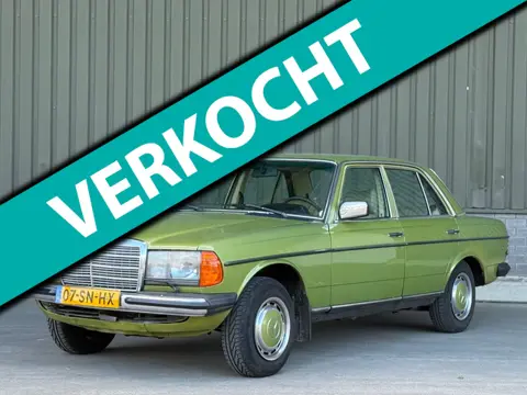Mercedes-Benz 200-280 (W123) 300 D 5 cyl. / Airco / 2 jaar apk