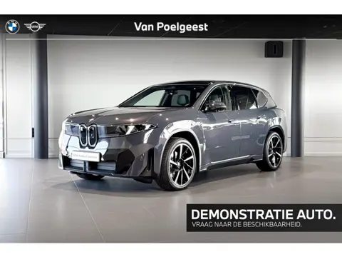 BMW iX3 50 xDrive 113 kWh | M Sport | Glazen Panoramadak | Stoelverwarming | Head-Up Display | Trekh