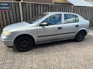 Opel Astra 1.6 Edition