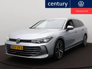 Volkswagen Passat Variant 1.5 eHybrid Elegance Business | ACC | Camera | Zwenk. Trekhaak | Navi | St