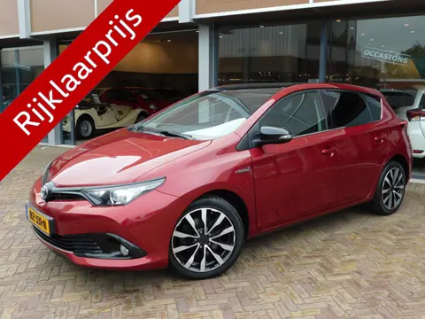 Toyota Auris 1.8 Hybrid Black Edition (bj 2018, automaat)