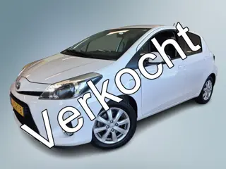 Toyota Yaris 1.5 Full Hybrid Aspiration Edition (bj 2014)