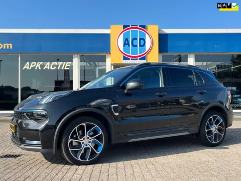 Lynk & Co 01 1.5 261pk PHEV 7DCTH | Orig.NL | Trekhaak | PanoramaDak | 360 graden Camera | Carplay |