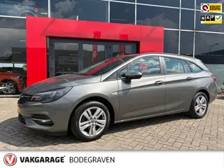 Opel Astra Sports Tourer 1.2 Business Edition
