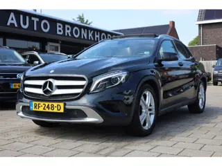 Mercedes-Benz GLA 180 PREMIUM I LEDER I PANO I AUT I TREKHAAK