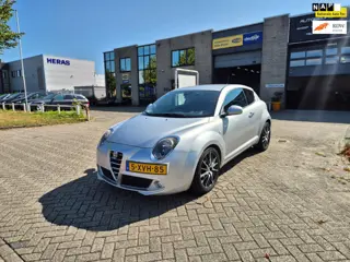 Alfa Romeo MiTo 0.9 TwinAir Esclusivo Airco! Trekhaak! Nap! Pdc! Drive Modus! 6 Bak!