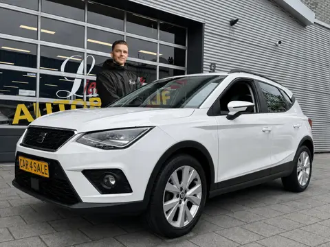 Seat Arona 1.0 TSI FR -URBAN - Apple Carplay / Navigatie I Airco I Sport pakket I PDC I Achteruitrij