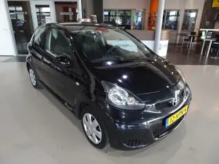 Toyota Aygo 1.0-12V Comfort Automaat (bj 2009)