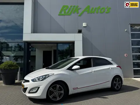 Hyundai I30 Blue 1.6 GDI i-Vision Redline * Airco * Nieuwe APK * Camera * Nav *
