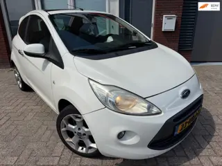 Ford Ka 1.2 Titanium X / Pano / Clima / LM / NAP