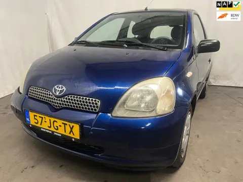 Toyota Yaris 1.3-16V VVT-i YORIN - Frontschade - Schade