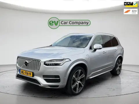 Volvo XC90 2.0 T8 Twin Engine AWD Inscription | Dealer onderhouden | Panoramadak | Trekhaak | 7 Pers