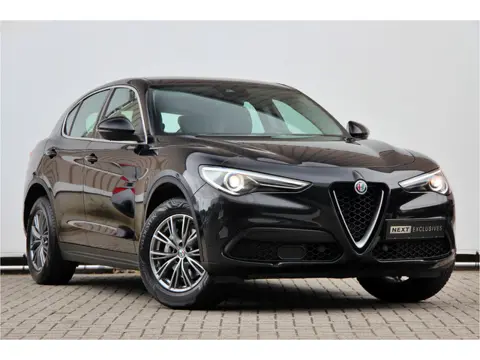 Alfa Romeo Stelvio 2.0 T AWD Super Business Edition - Volledige historie - 2 sleutels