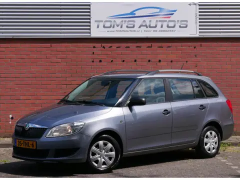 Skoda Fabia Combi 1.2-12V Fresh airco. entertainment scherm. zeer goed onderhouden.