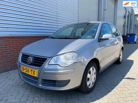 Volkswagen Polo 1.4-16V Comfortline Airco