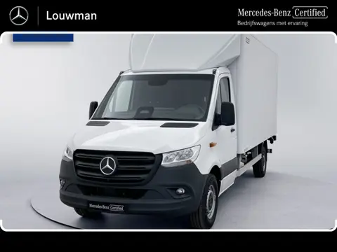 Mercedes-Benz eSprinter 420 L3 Pro 81kWh Bakwagen met Laadklep Navigatie Camera