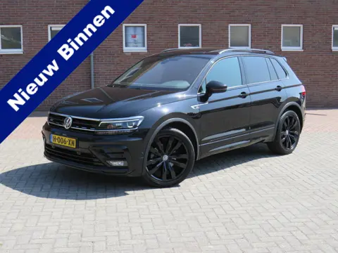 Volkswagen Tiguan 1.5 TSI 150Pk DSG Highline Bns R-Line * Rijklaarprijs incl. garantie * Pano-Dak * 