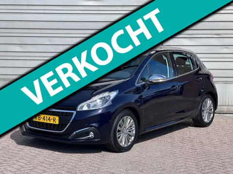Peugeot 208 1.2 PureTech 110pk Allure|Camera|Panorama|Navigatie