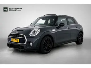 Mini 5-Deurs 2.0 Cooper S Chili Serious Business | 192PK | PANO | HARMAN/KARDON | STOELVERW | CLIMAT