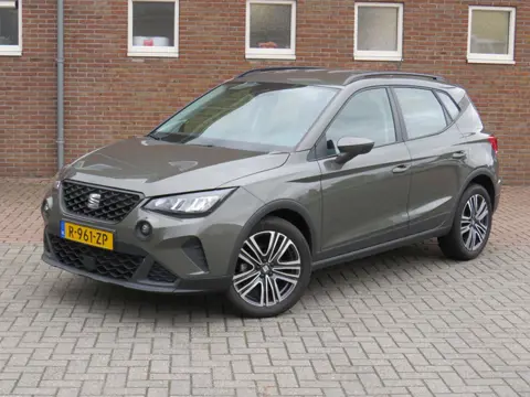 SEAT Arona 1.0 TSI 95 Pk Style * Rijklaarprijs incl. garantie * Clima * Led * Carplay Android Navi *