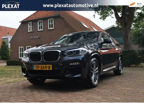 BMW X4 XDrive20i High Executive Aut. | M-Pakket | Stuurwielverwarming | Sportstoelen | Prof. Navigat