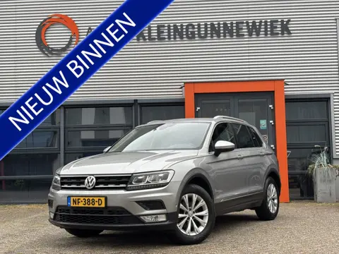 Volkswagen Tiguan 1.4 TSI Connected Series / NL auto / Camera / Navi / Trekhaak / Allseason Banden /
