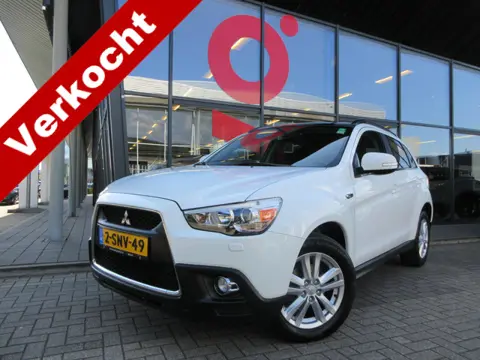 Mitsubishi ASX 1.6 Intense ClearTec | PANORAMADAK | TREKHAAK | DEALER ONDERHOUDEN | NAVIGATIE | CRUI