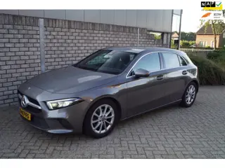 Mercedes-Benz A-klasse 180 Advantage Autom Half Leder Sportst Stoelverw Navi Camera Clima Apple Carp