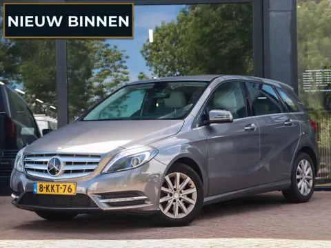 Mercedes-Benz B-klasse 200 Automaat Clima Navi Carplay slechts 72.745km!