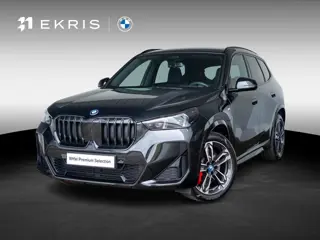 BMW X1 xDrive25e | M Sportpakket Pro | Innovation Pack | Comfort Access | Head-Up Display | Parking 
