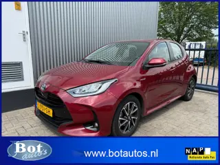 Toyota Yaris 1.5 Hybrid Dynamic / 1E EIGENAAR / APPLE CAR PLAY / CLIMATE / ACHTERUITRIJCAMERA / CRUI
