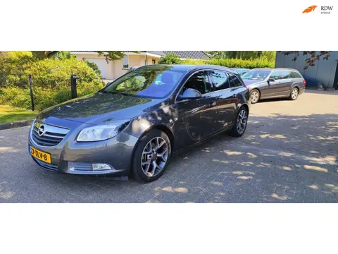 Opel Insignia Sports Tourer 2.0 T Cosmo bj 2011 airco/navi
