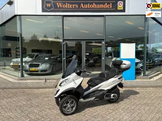 Piaggio Scooter 300 LT MP3 Yourban