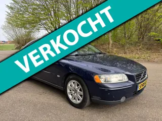 Volvo S60 2.0T Momentum | APK 03-2027