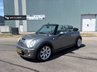 MINI Cabrio 1.6i Cooper S Chili 6-Bak 170 PK. Zeer leuke auto van de tweede eigenaar met slechts 141