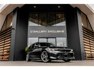 BMW 3 Serie Touring 330i - M Sport | Panorama | Elek. Trekhaak | ACC