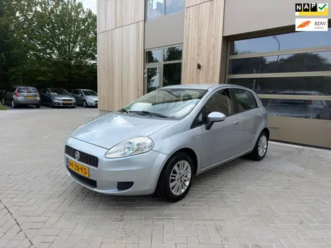 Fiat Grande Punto 1.4 Dynamic 5DRS|Airco|Cruise Controle|Trekhaak|1ste eigenaar|Nieuwe APK