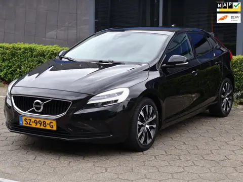 Volvo V40 1.5 T3 Dynamic Edition|Keyless|Autopark|Camera|NAP|Pano