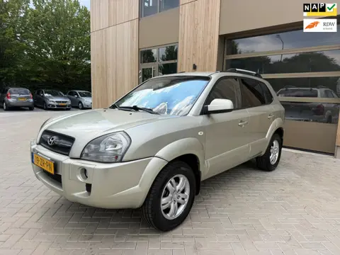 Hyundai Tucson 2.0i Style Supreme 5DRS|Clima|Stoelverwarming|Parkeersensoren|trekhaak|Nieuwe APK